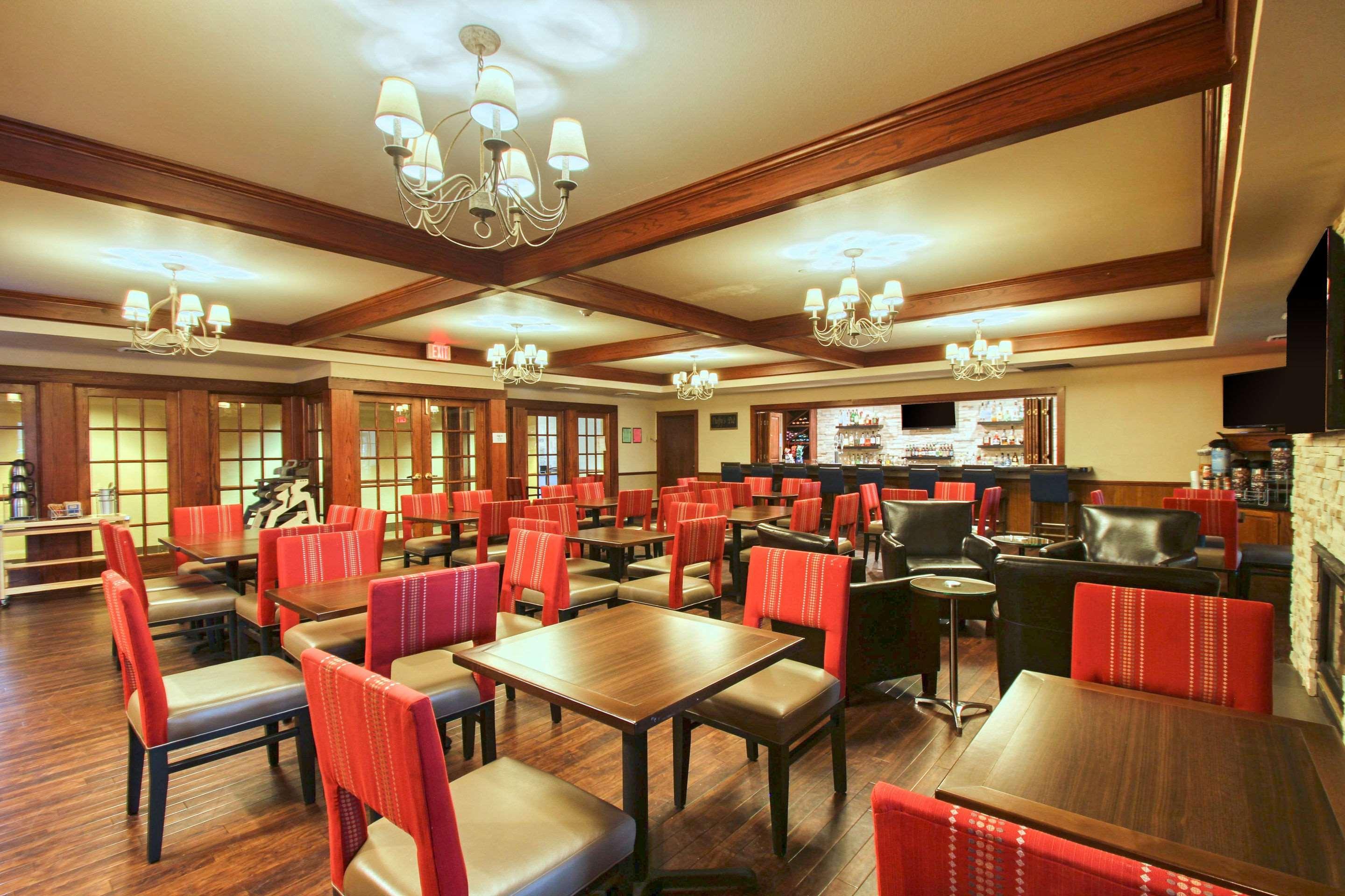 Comfort Suites Milwaukee Airport Oak Creek Exterior foto
