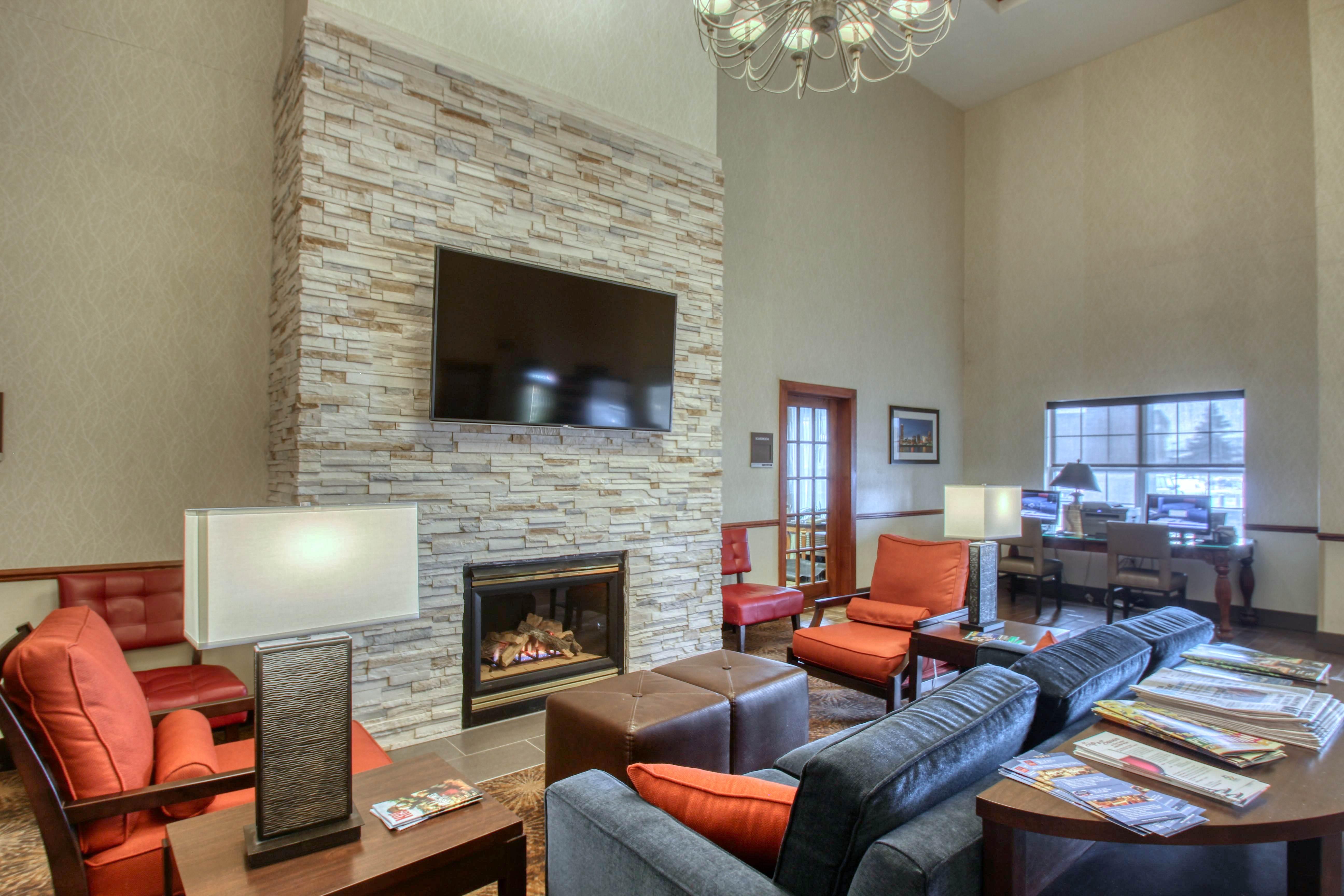Comfort Suites Milwaukee Airport Oak Creek Exterior foto