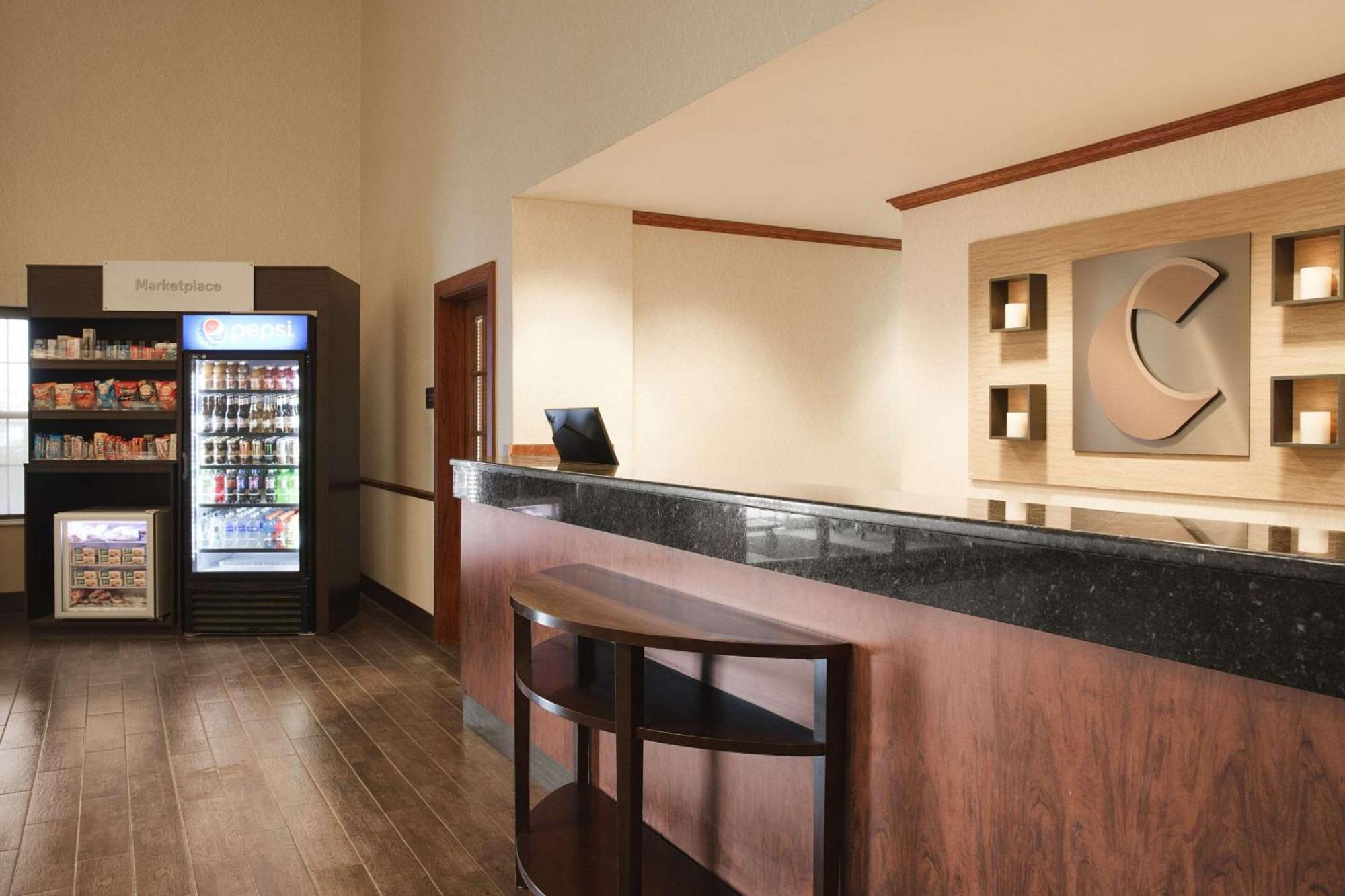Comfort Suites Milwaukee Airport Oak Creek Exterior foto