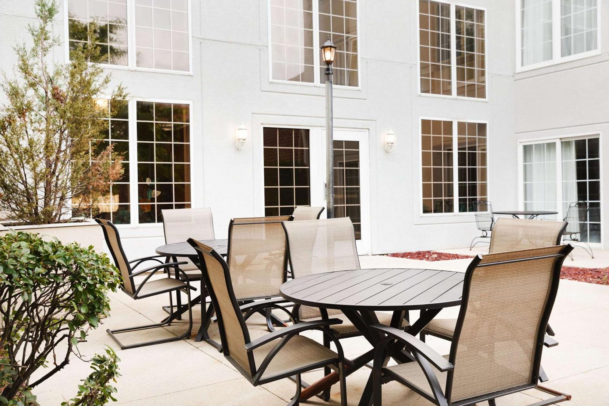 Comfort Suites Milwaukee Airport Oak Creek Exterior foto